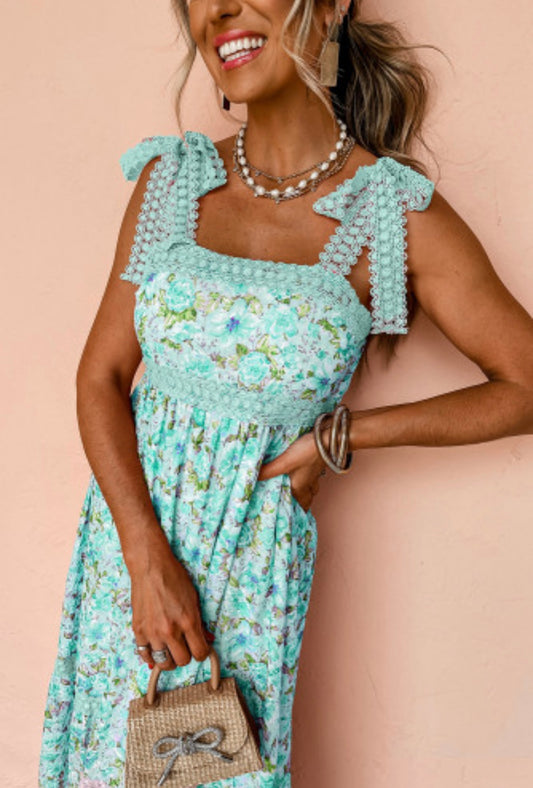 Floral Lace Empire Waist Maxi Dress