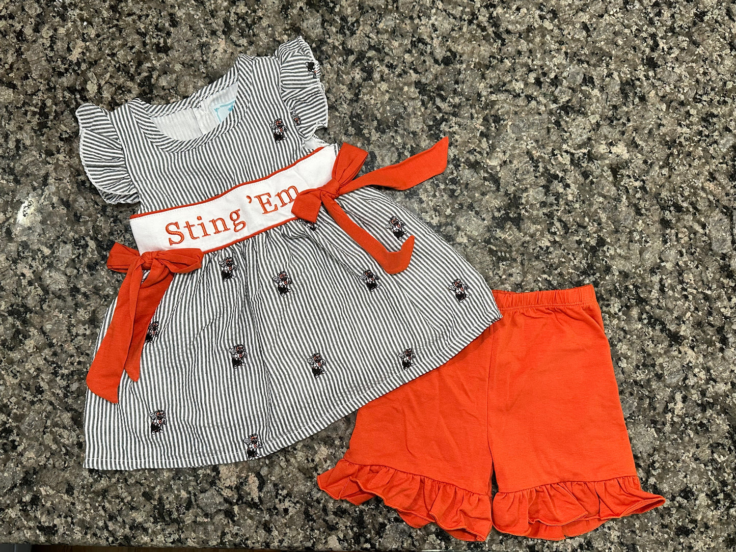 Hornets Smocked Set